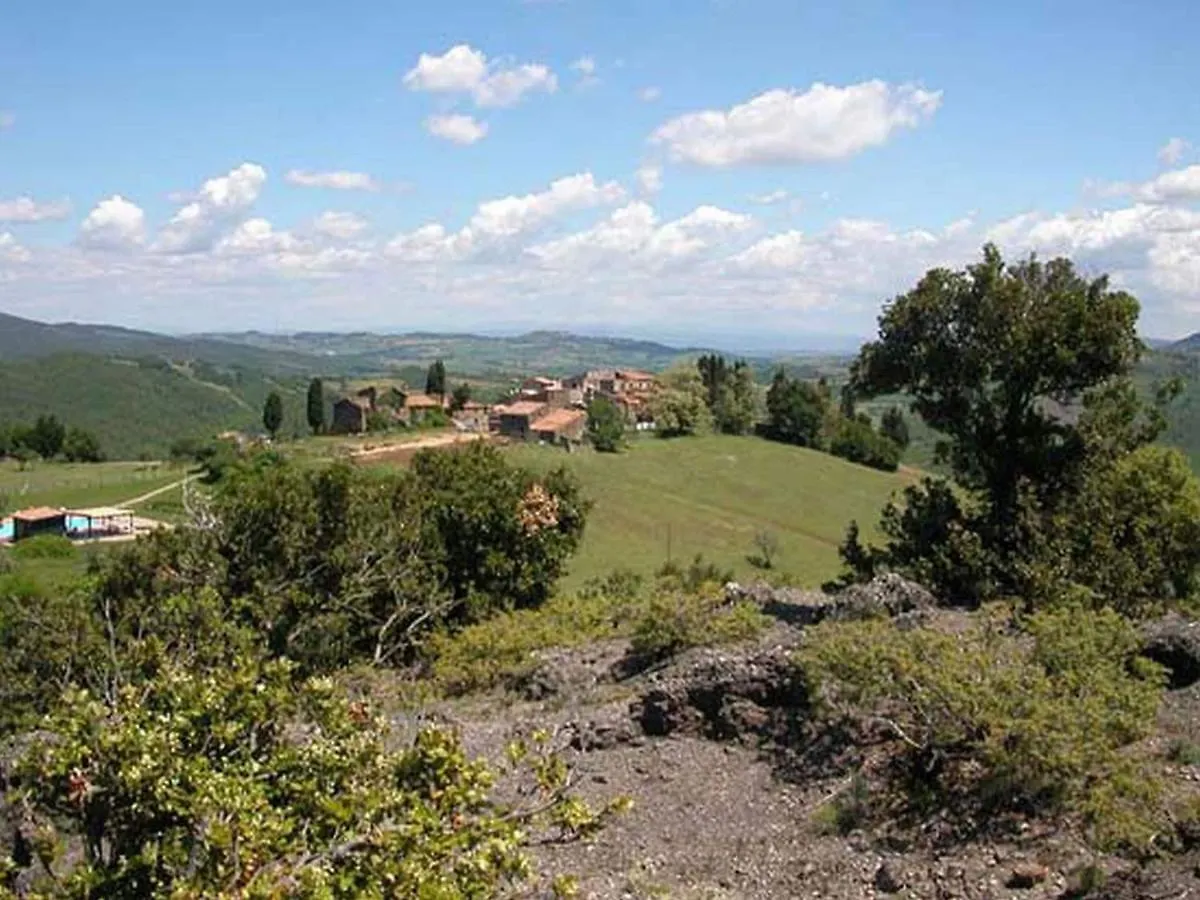 In A Wonderful Medieval Village On The Tuscan Hills, With Air Conditioning Montecastelli Pisano Italy